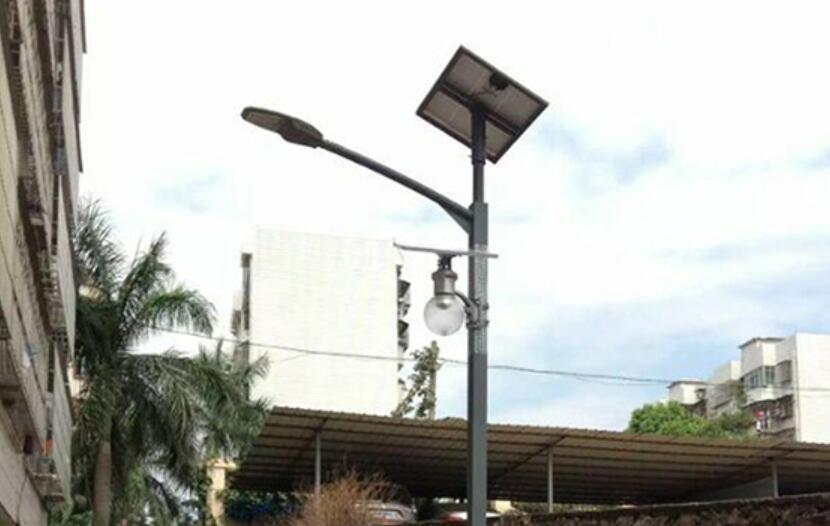 太陽(yáng)能路燈的防盜方法。
