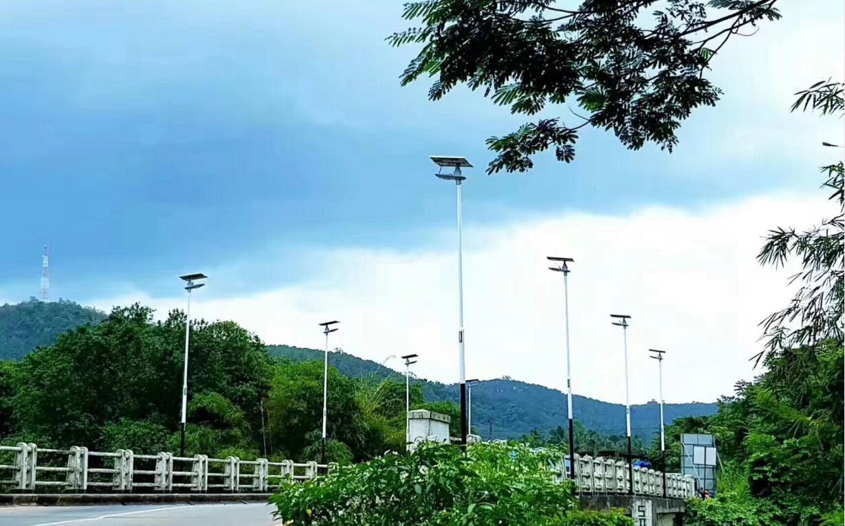 太陽能草坪燈的特點(diǎn)優(yōu)勢